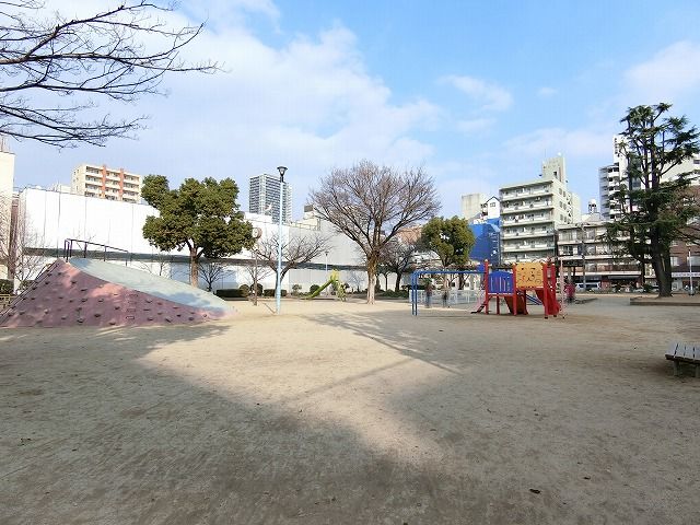 阿弥陀池公園