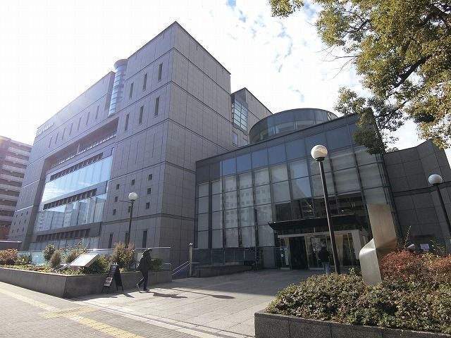 大阪市立中央図書館