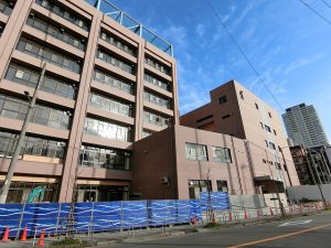 新堀江小学校まもなく完成