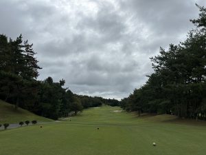 ゴルフ　後半スタート
