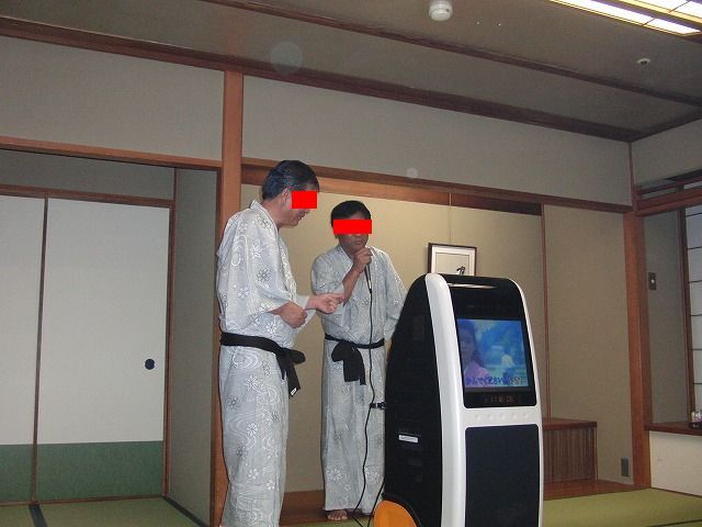 エイトコーポレーション社長のブログ-カラオケ１