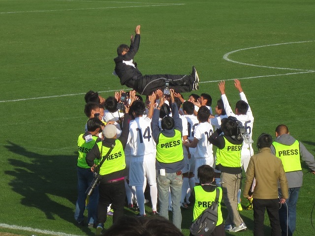 【祝　優勝】　履正社高校サッカー部